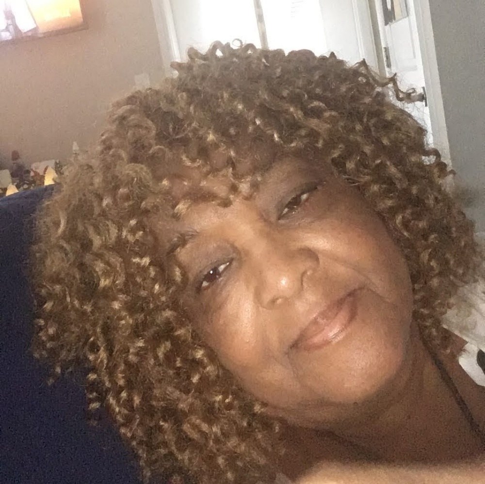 Meet your Posher, Linda